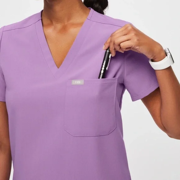 Lilac Dawn Scrub Set - Picture 3 of 9